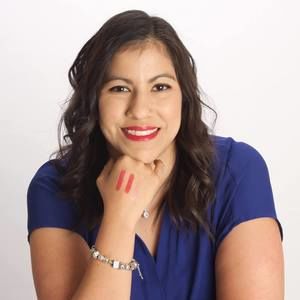 Meet your Posher, Clarissa